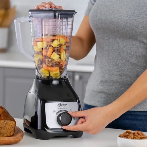 Imagen miniatura Licuadora Oster Blstkapbrd 550w 1,25 Lts Negra