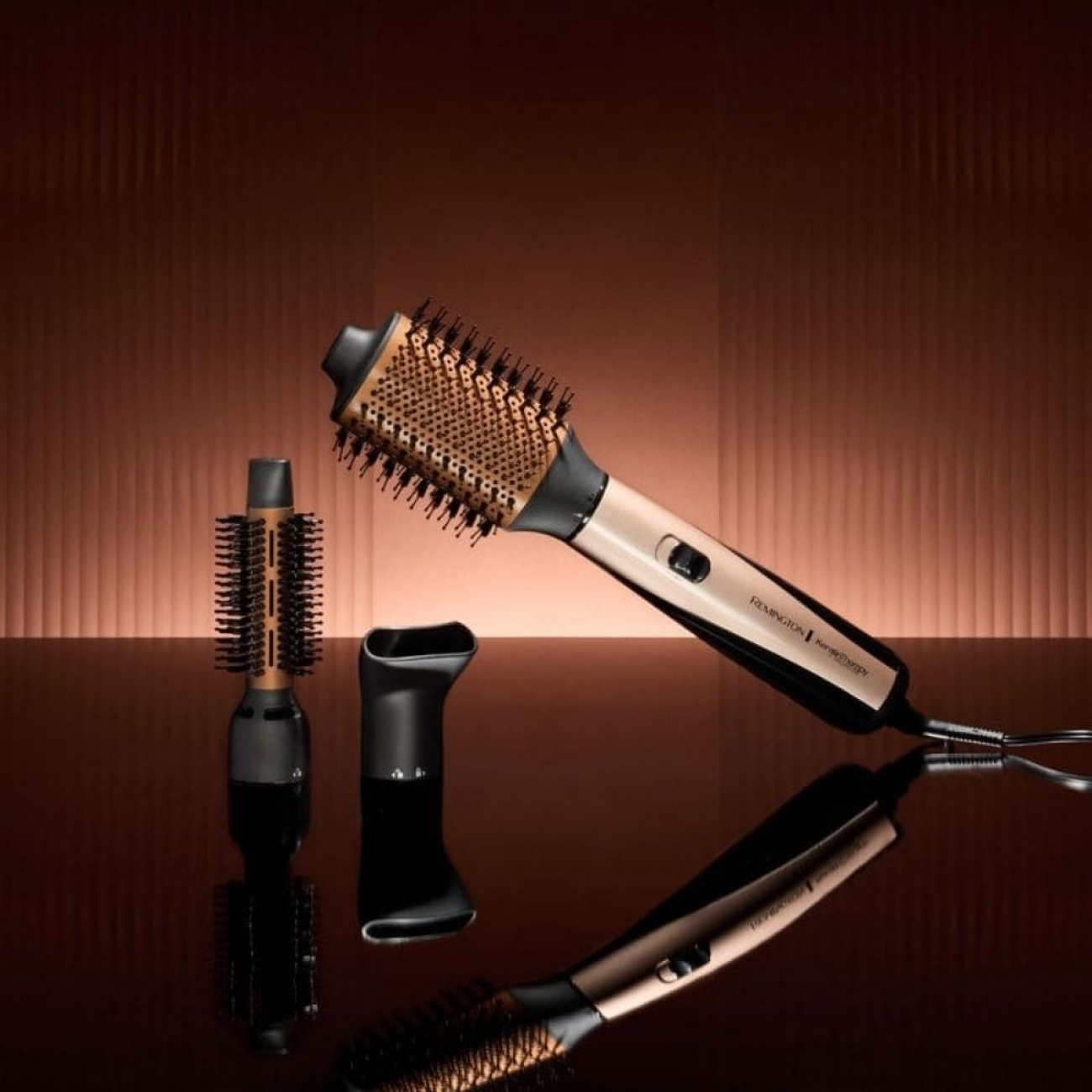 Imagen Cepillo Voluminizador Con Secador Remington AS8821-220A